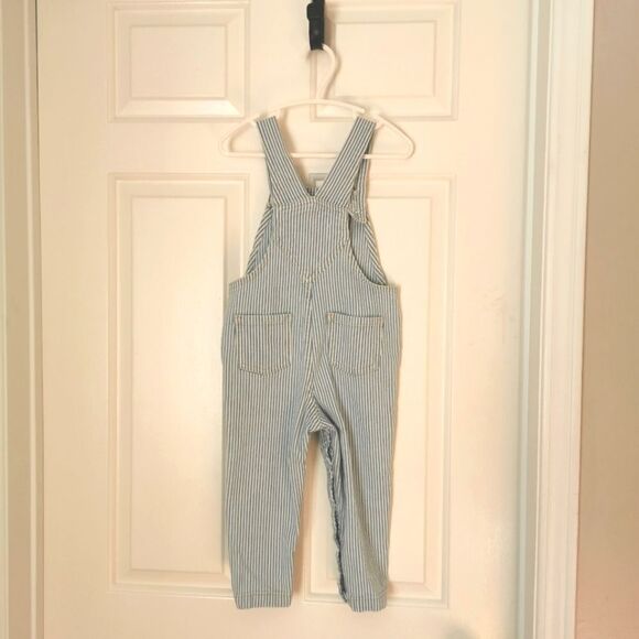 2/$30 Old Navy Girls Jumpsuit / overalls 2T - Picture 5 of 6